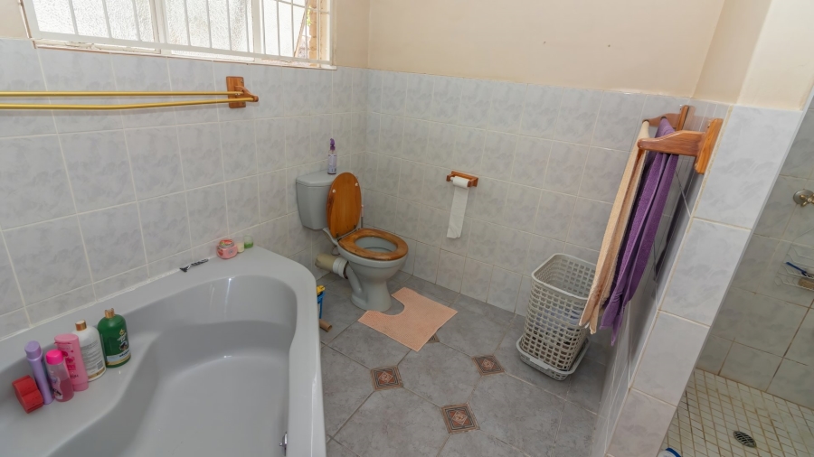 4 Bedroom Property for Sale in Morewag Free State